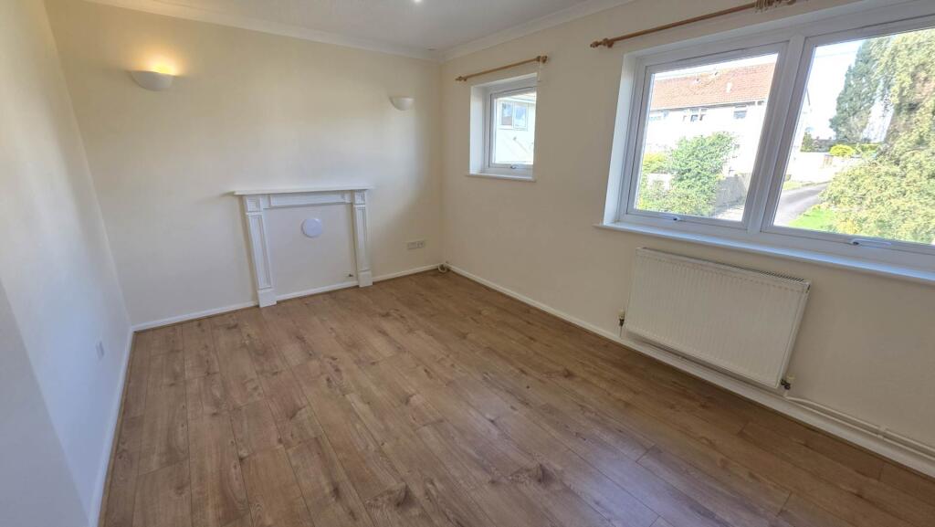 Apartment in Taunton - View 2