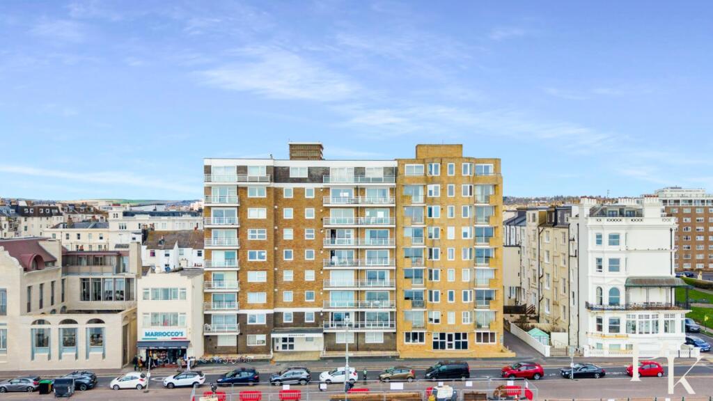 2-bed flat on Kings Esplanade, Hove, £600,000