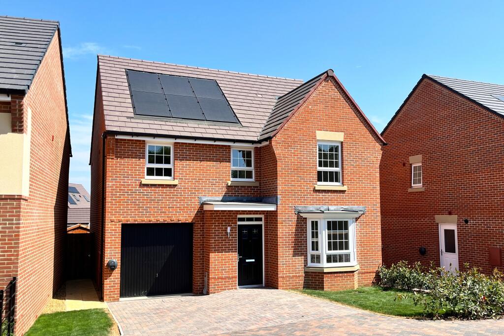 Main image of property: Great Horwood Road,
Winslow,
Buckinghamshire,
MK18 3LY