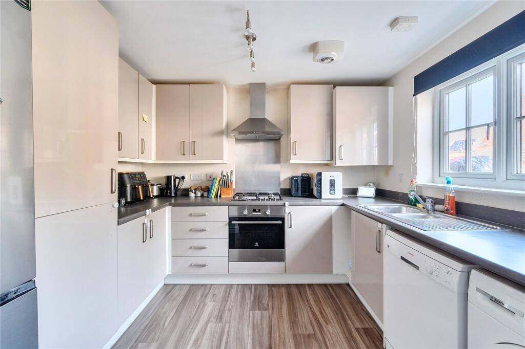 House in Stroud, Great Oldbury - View 4