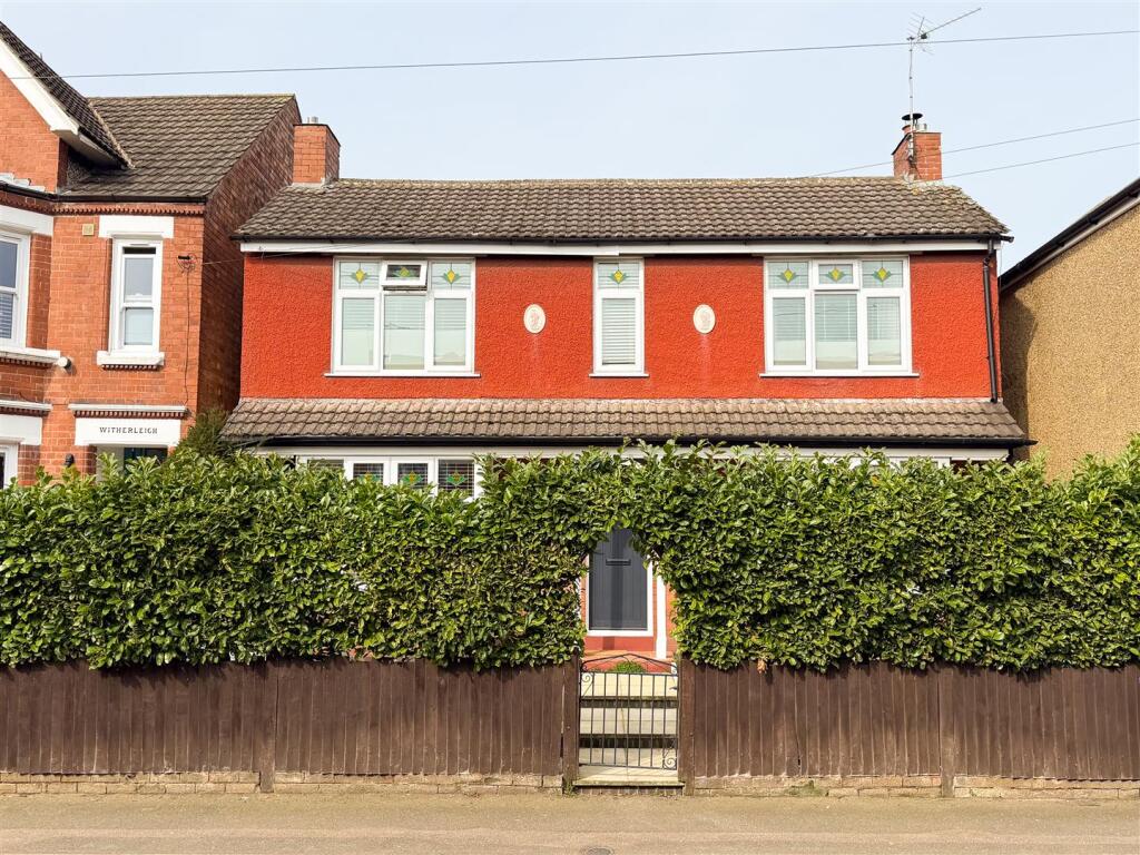 Main image of property: Union Street