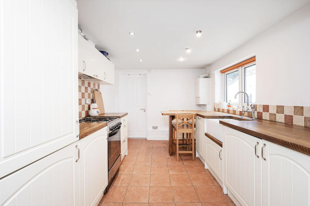 Apartment in London - View 2