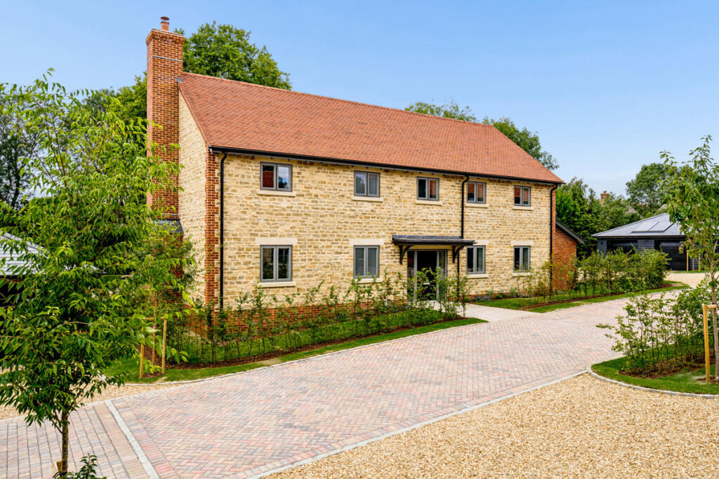 Main image of property: St James View Gold Street, Little Milton, Oxfordshire OX44