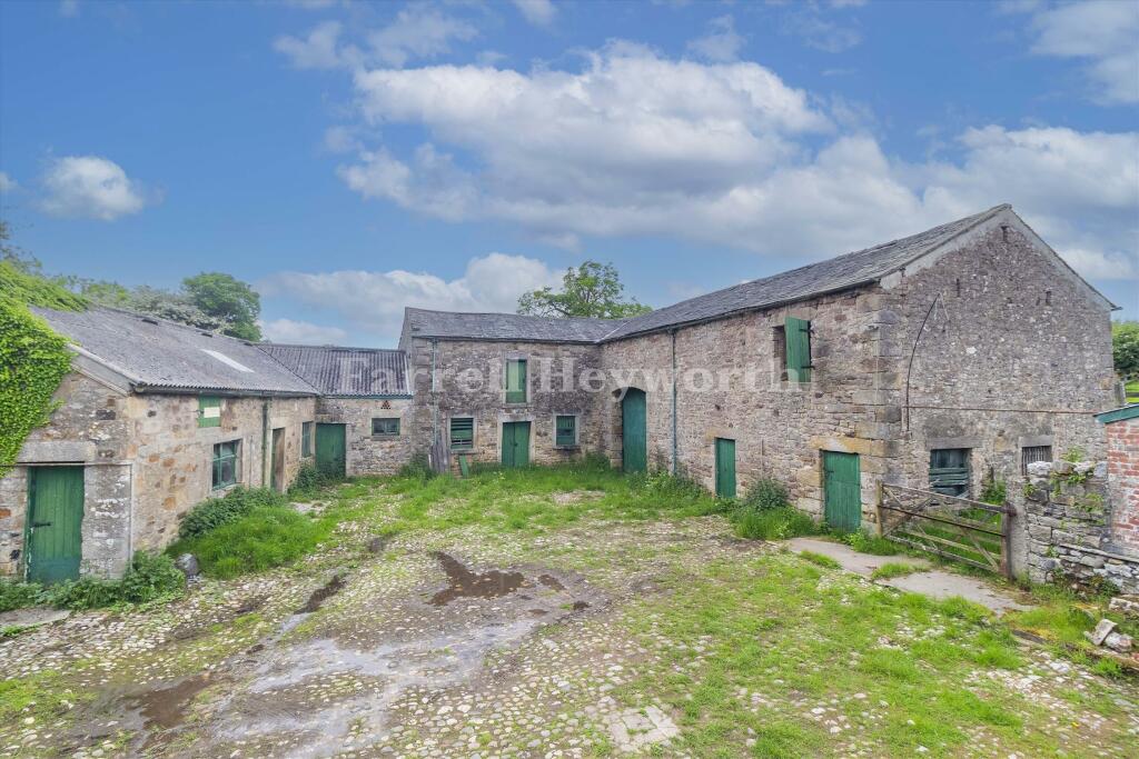 4-bed house on Thwaite Gate Farm, Carnforth, £600,000
