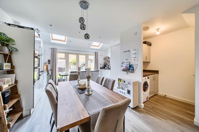 Tony Humphries Road, Banbury - View 4