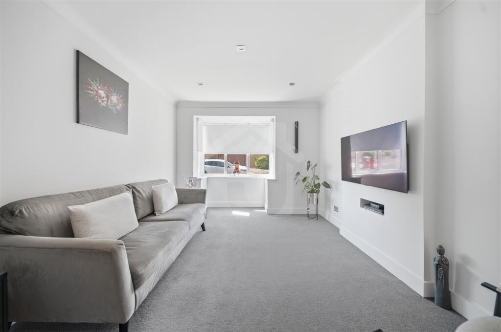 House in Leicester - More