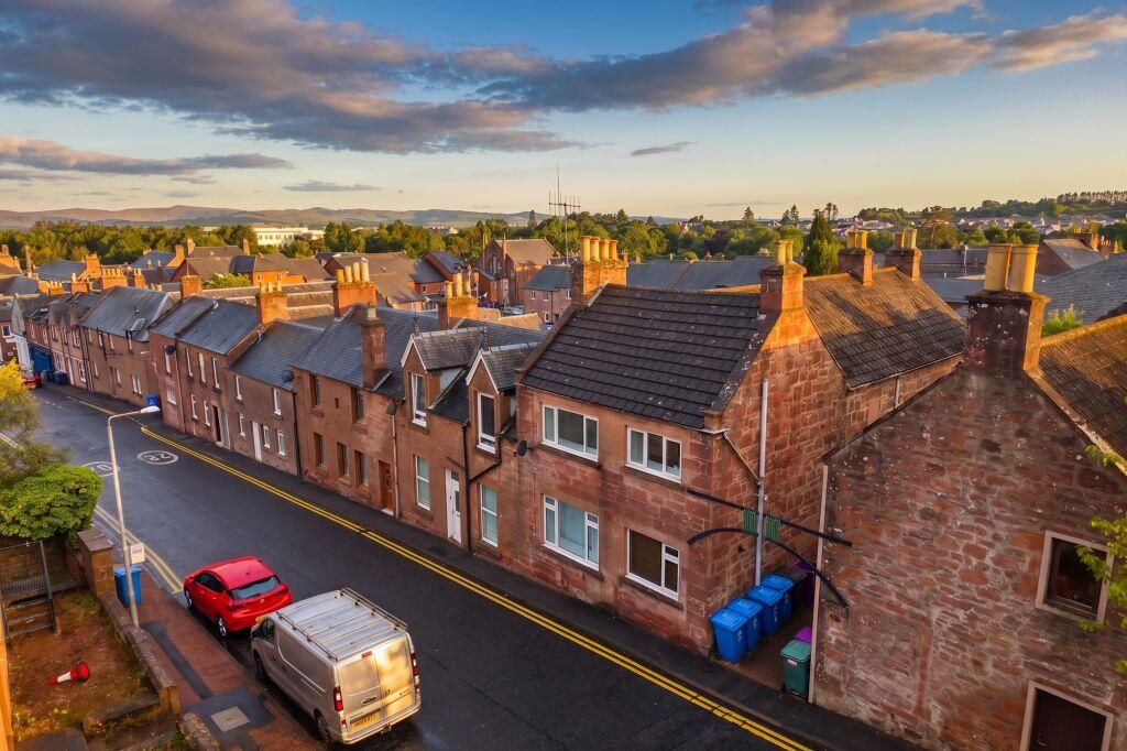 Main image of property: 2 St Mary's Close, Kirriemuir, DD8 4GW