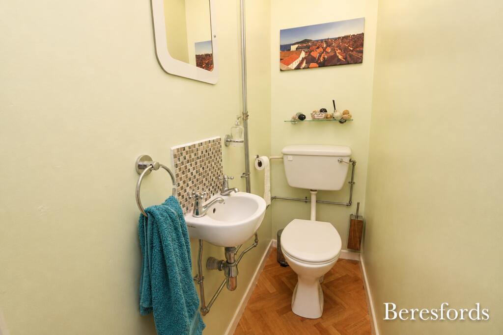 House in Romford - View 5