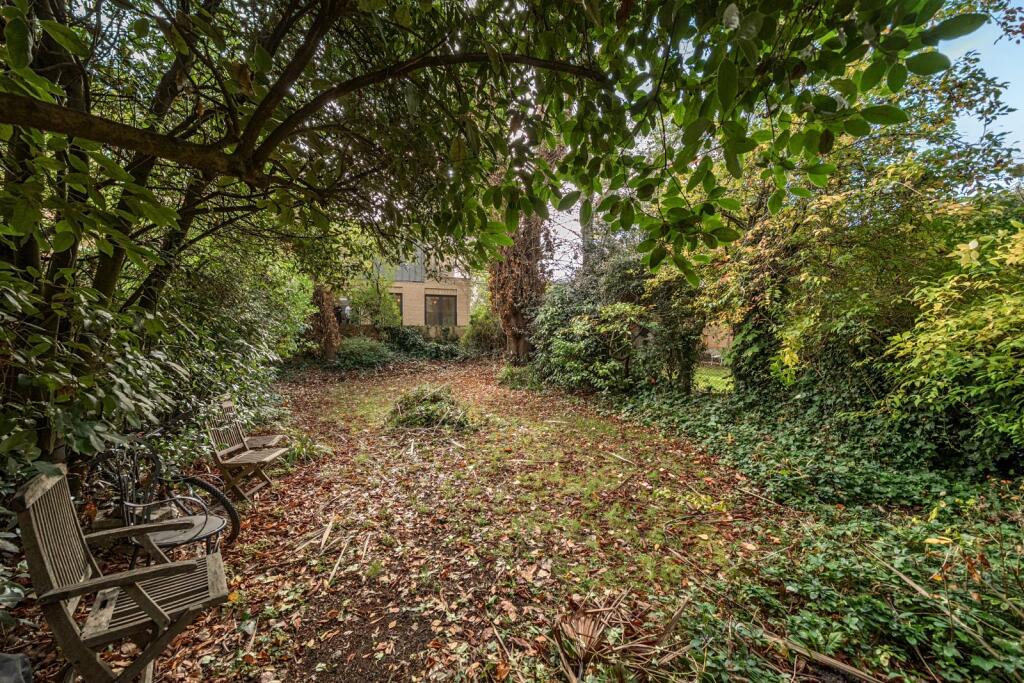 Hornsey Lane, Highgate, London, N6 photo 4