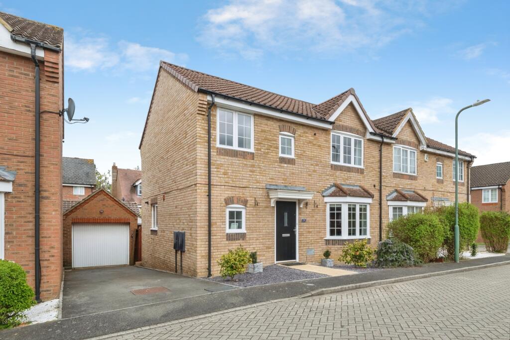 Main image of property: Clifton Moor, Milton Keynes, MK5