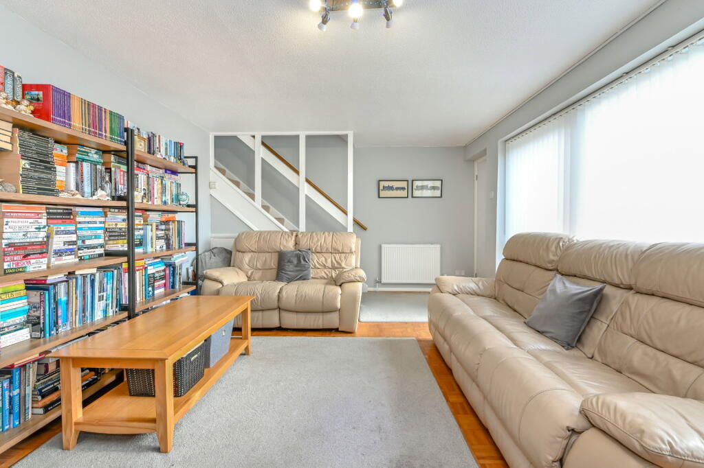 Arnett Way, Rickmansworth, WD3 4DA photo 4