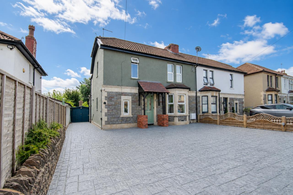 Main image of property: Church Road, Soundwell, Bristol, BS16 4RQ