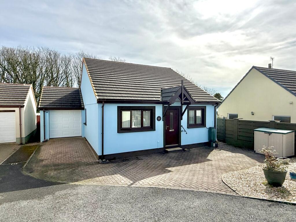 Main image of property: Oakfield Drive, Kilgetty, SA68