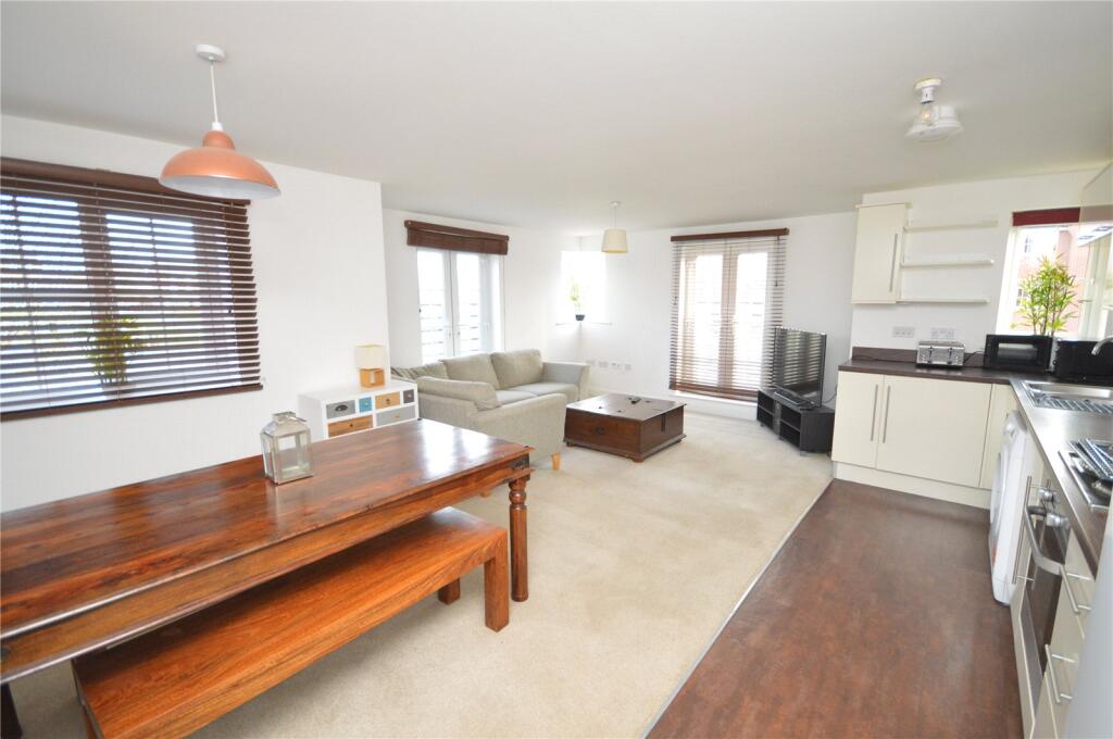 The Willows, Fenton Gate, Leeds photo 2