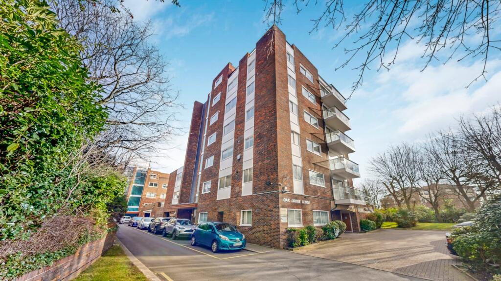 Main image of property: Oak Lodge Close, Stanmore, Greater London, HA7