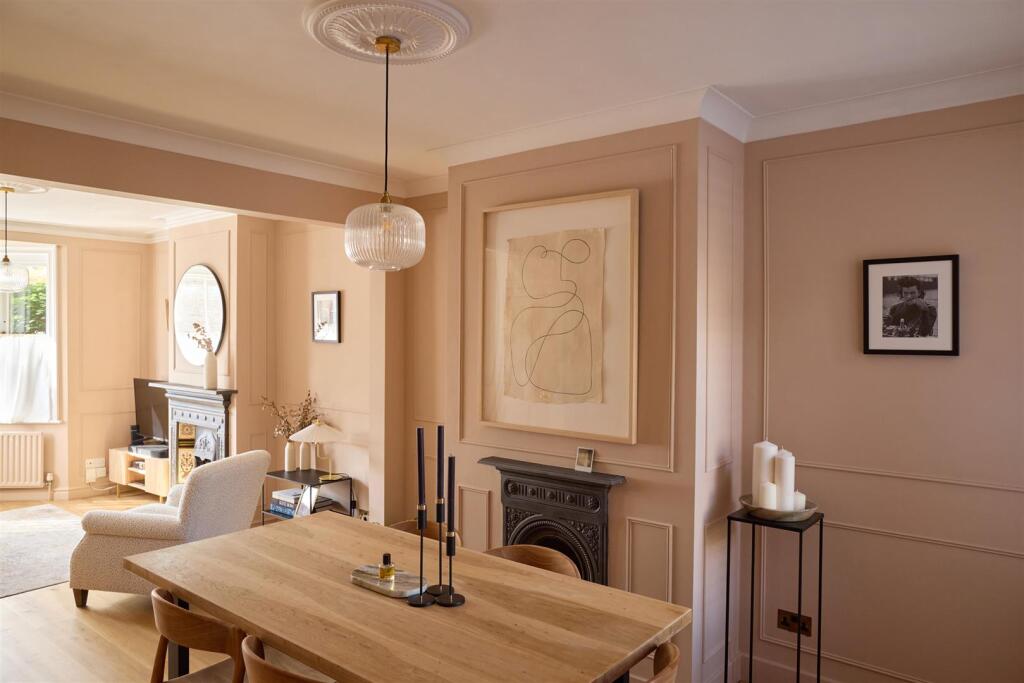 House in Kingston upon Thames - View 3
