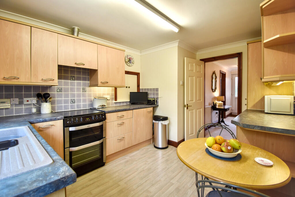 House in East Lindsey, Louth - More