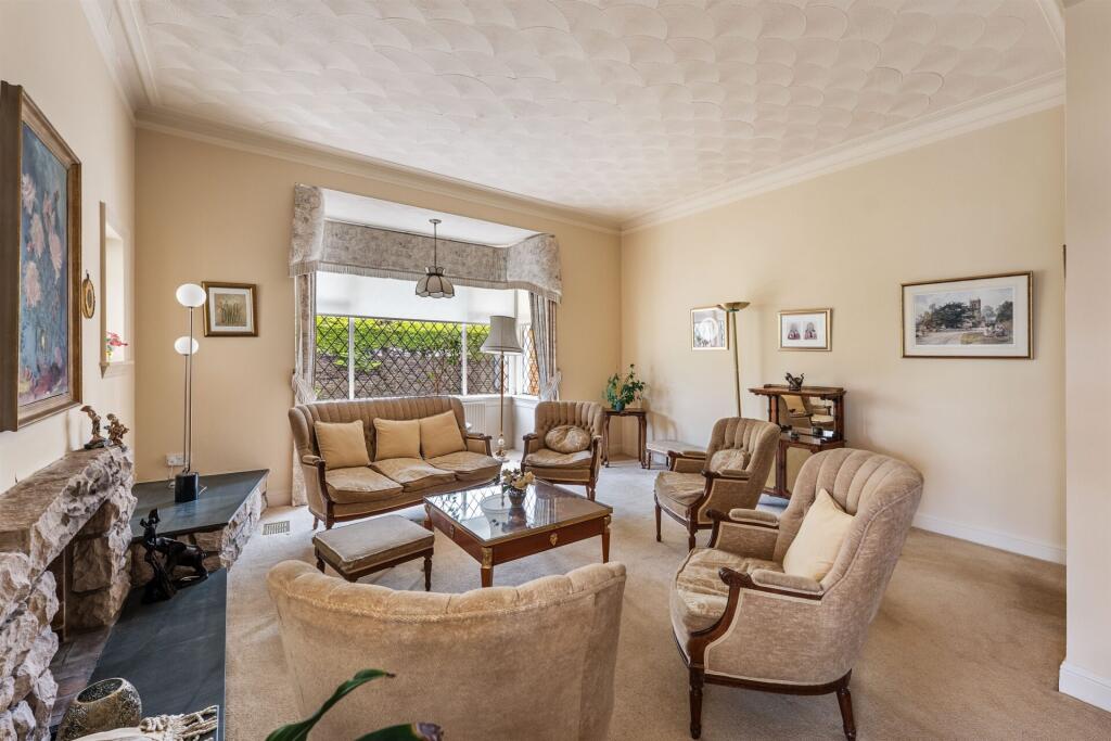 Glenpark Avenue, Giffnock photo 4