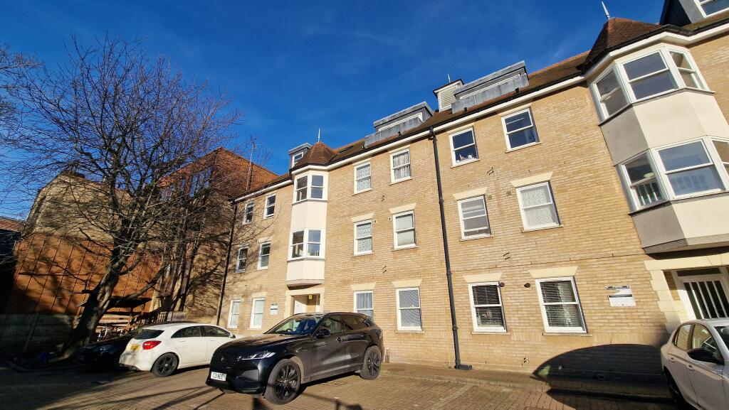Main image of property: Cathedral Walk, City Centre, Chelmsford, Essex, CM1