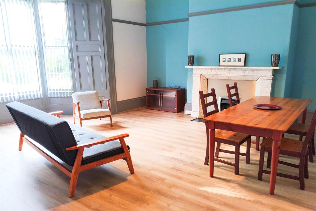 Apartment in Sunderland, North East - View 4