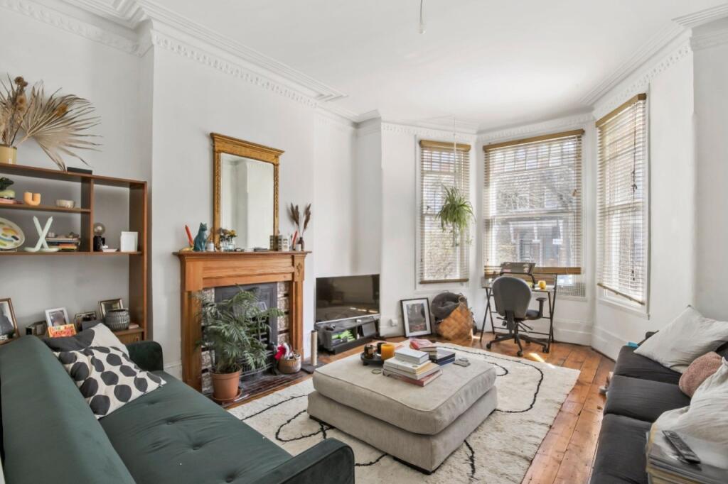 House in London - View 5