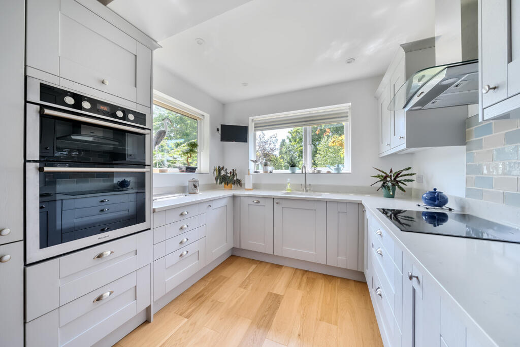 House in Guildford - View 4