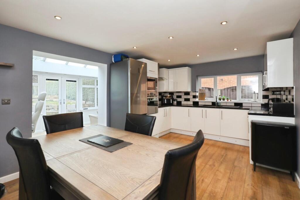 Poplar Avenue, Beighton, Sheffield, S20 1AJ photo 3