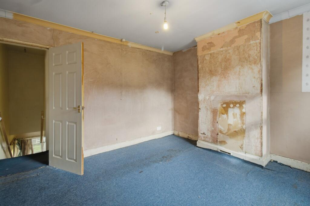 Lower Quest Hills Road, Malvern, Worcestershire, WR14 1RP photo 4