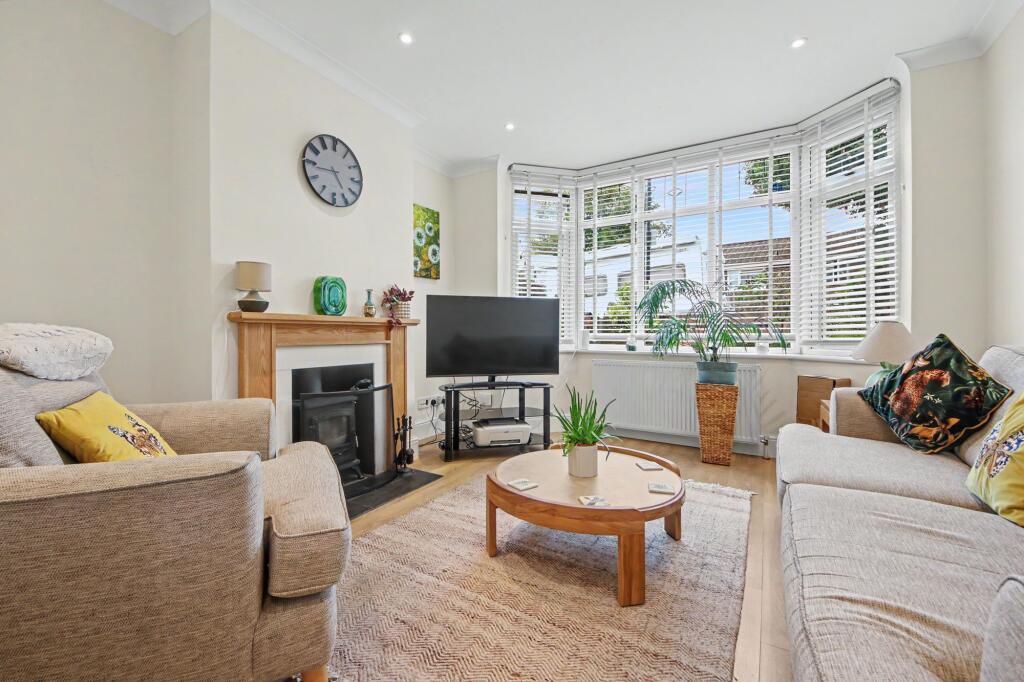 House in Southampton - More