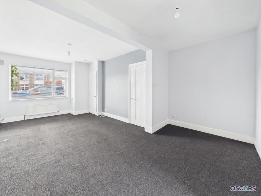 House in Hull - More