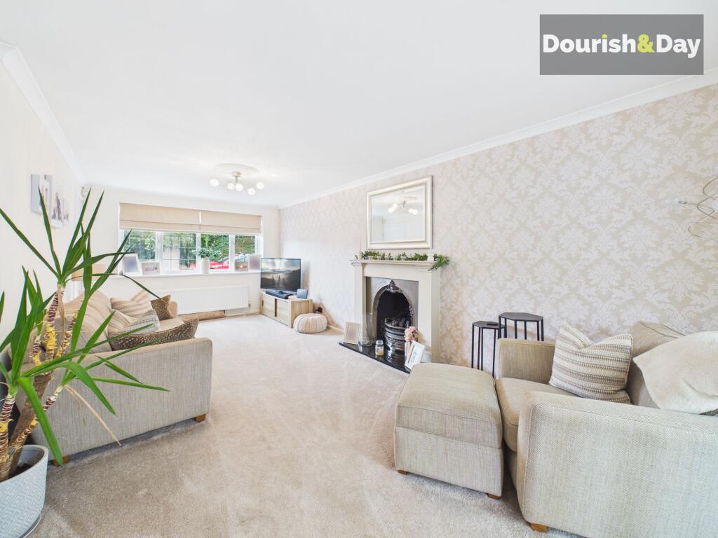 House in Stoke-on-Trent - View 5