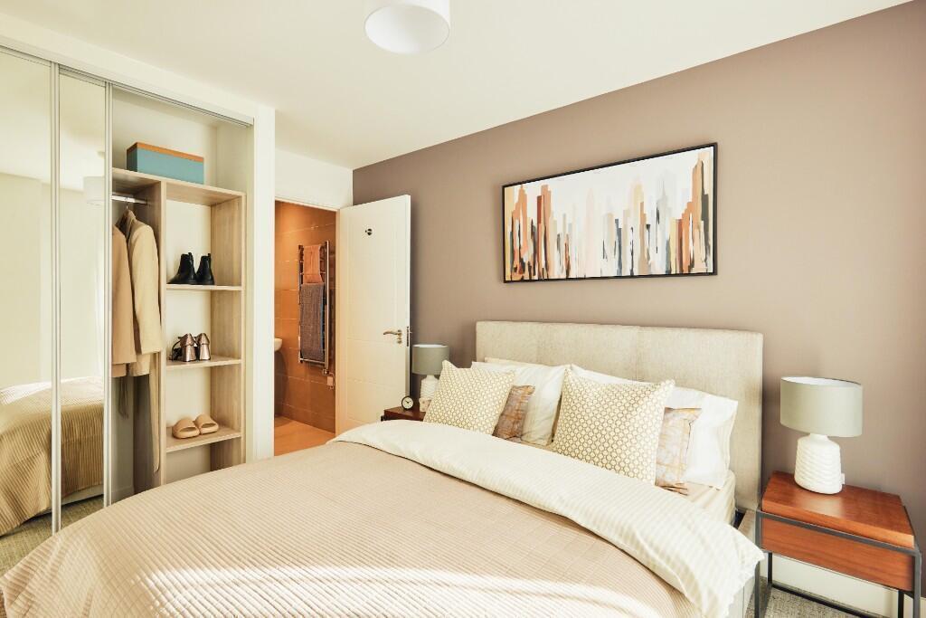 Main image of property: Park Square, Avebury Boulevard, Milton Keynes, Buckinghamshire, MK9