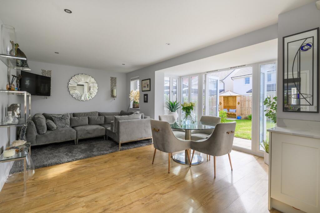 House in Kirkcaldy, Fife - View 4