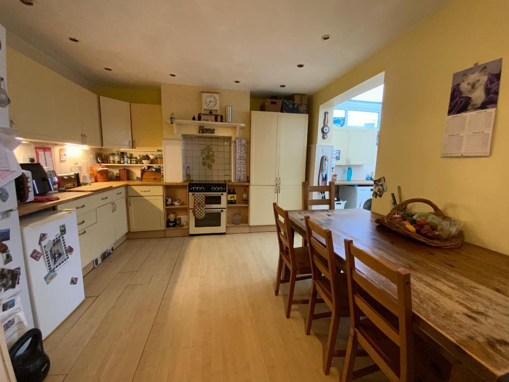 Main image of property: Elm Park Avenue, Elm Park, Hornchurch, Essex, RM12 4PQ