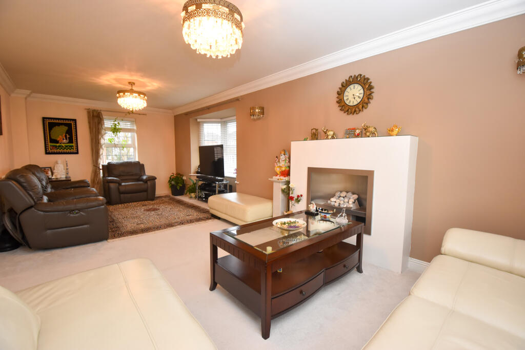 Ambleside Road, Flixton, M41 photo 3