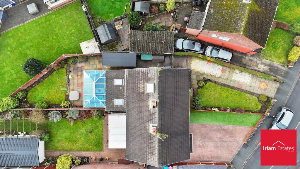 50, Rose Avenue photo 3