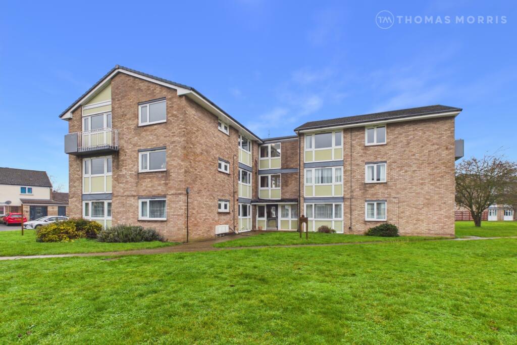 3-bed apartment on Williams Close, Brampton, Huntingdon, Cambridgeshire, PE28, £160,000