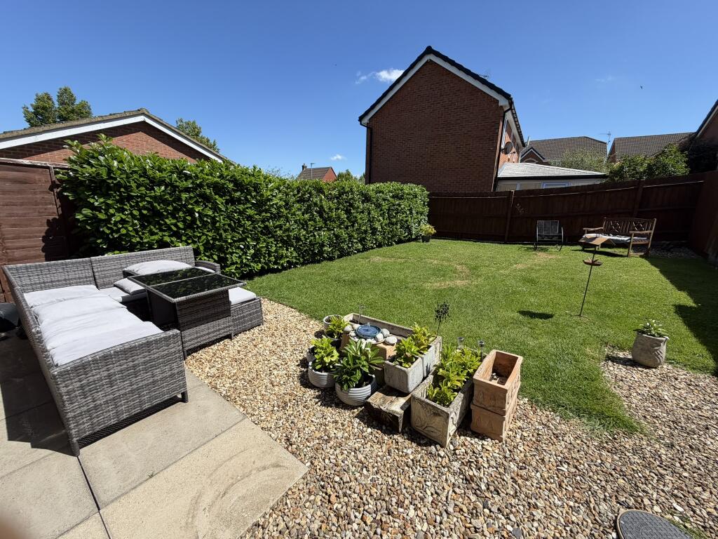 Wheat Close, Daventry photo 4