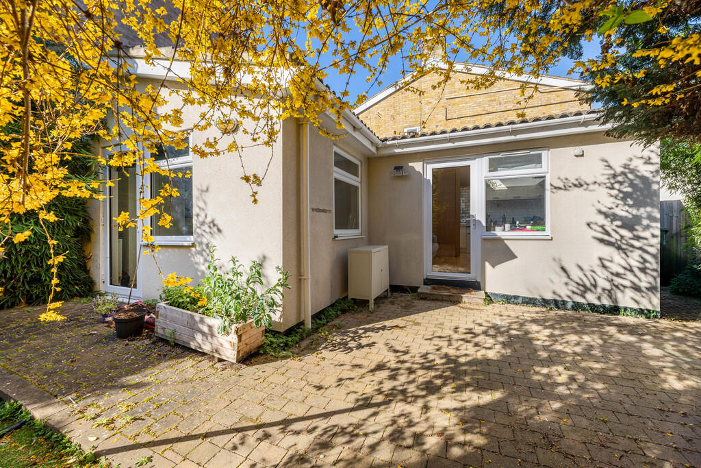Main image of property: Cutter Ferry Path, Cambridge