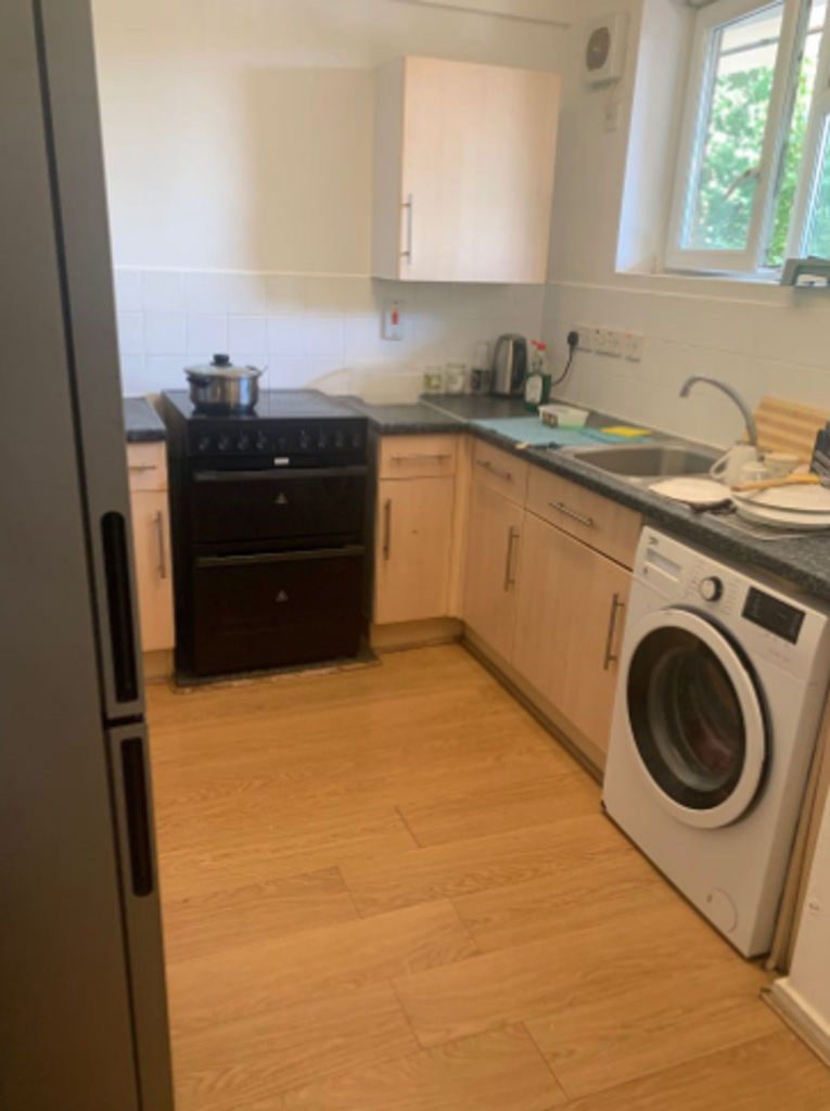 Apartment in London - More