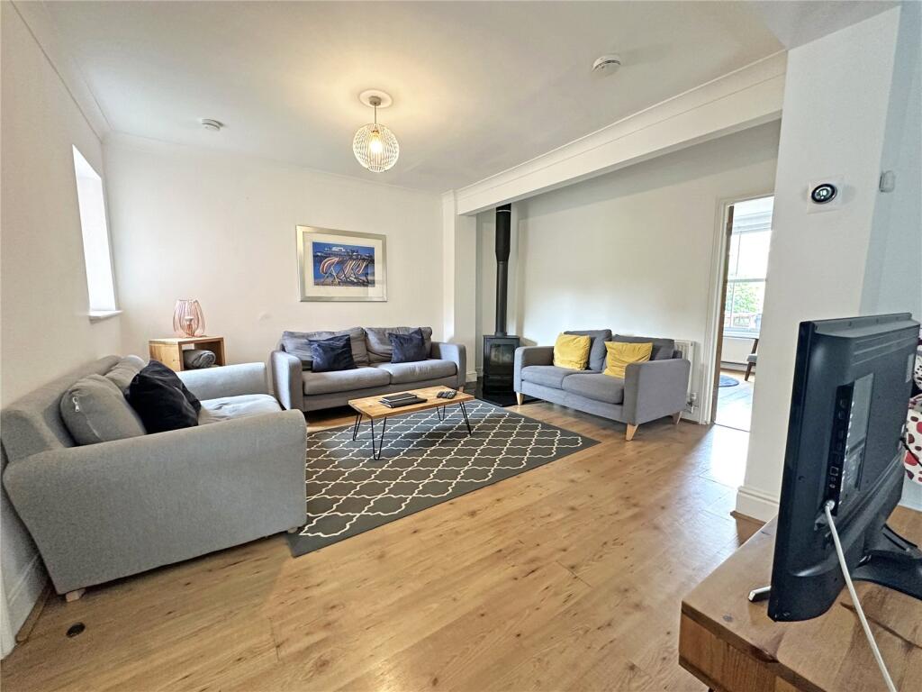 House in Southampton - View 3