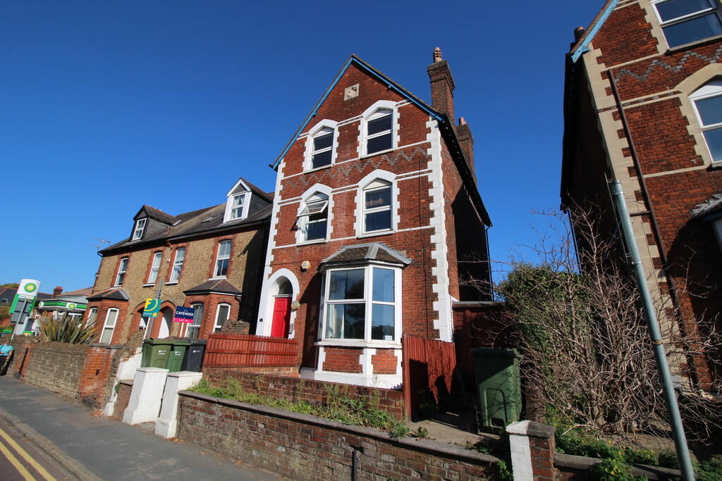 Main image of property: Flat 4, 48 Woodbridge Road