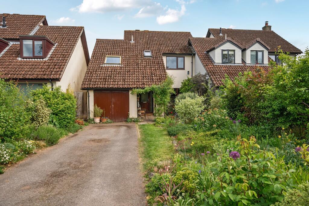 Main image of property: Garstons Close, Wrington, BS40