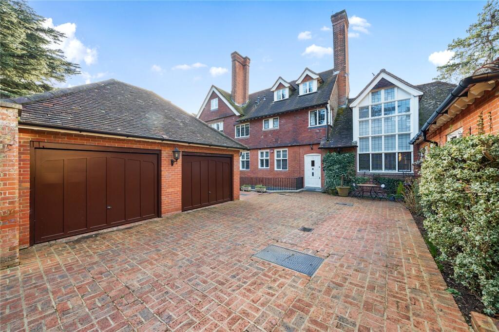 Main image of property: Framewood Road, Stoke Poges, Slough