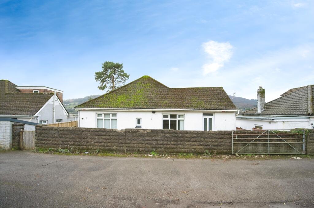 Main image of property: York Place, Newport, NP11