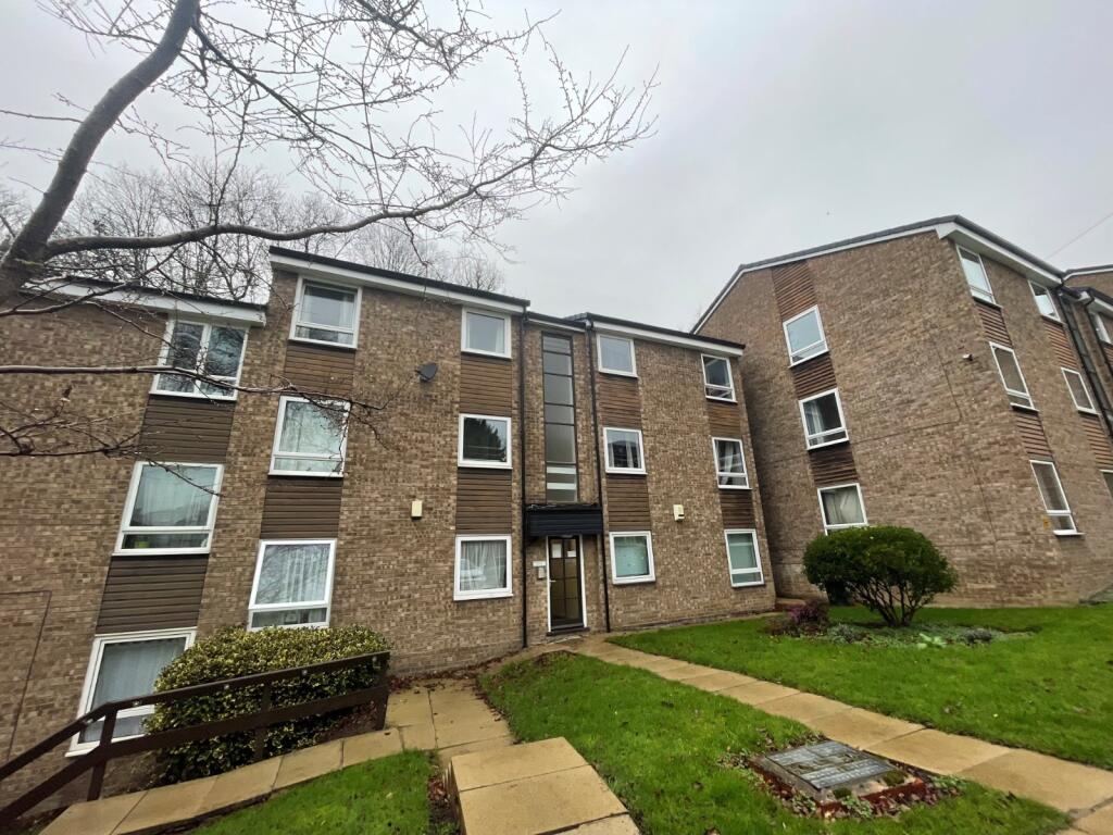 Main image of property: Grosvenor Park Gardens, Headingley, Leeds, LS6
