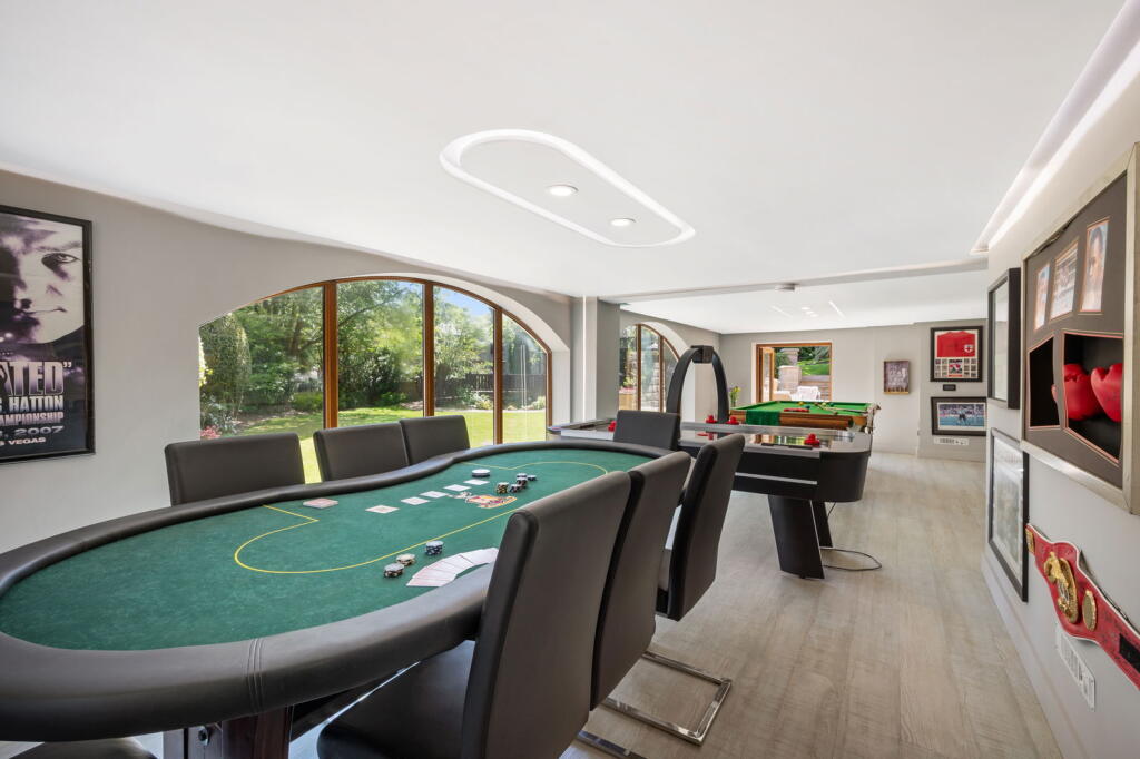 Additional image 11 of Jumeria, Latham Lane, Gomersal, BD19