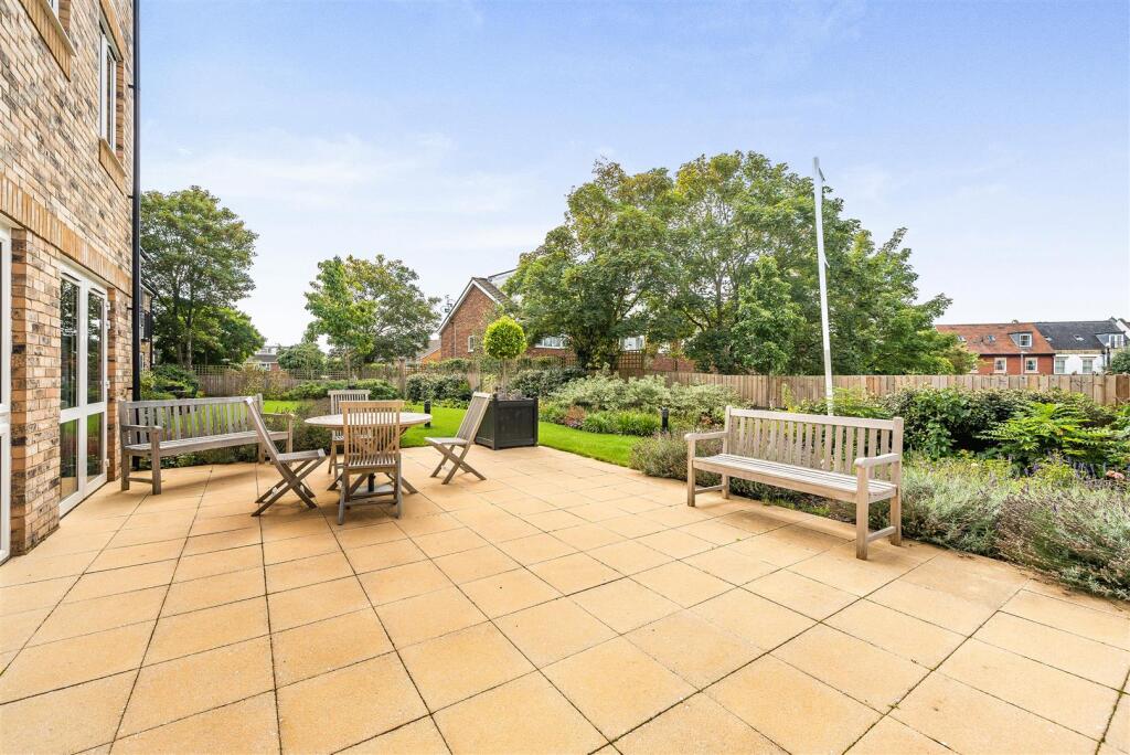Property photo 11