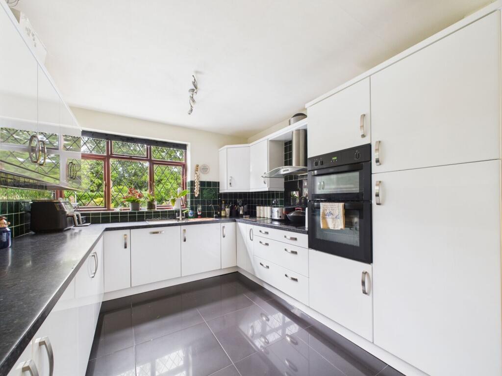 House in Wolverhampton - View 5