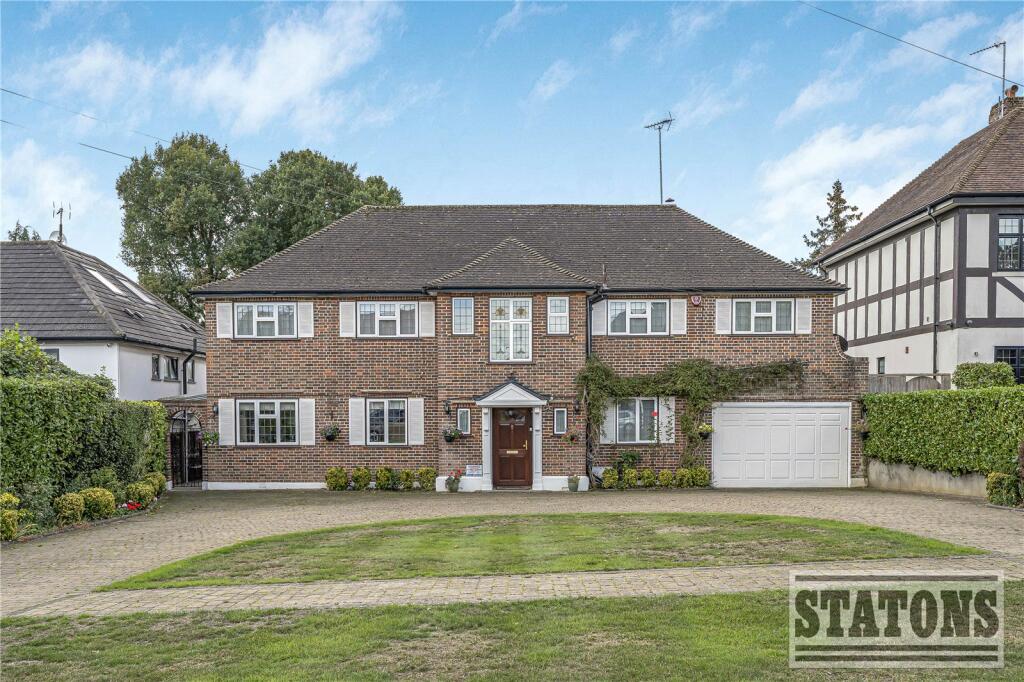 Main image of property: Mymms Drive, Brookmans Park, Hertfordshire, AL9